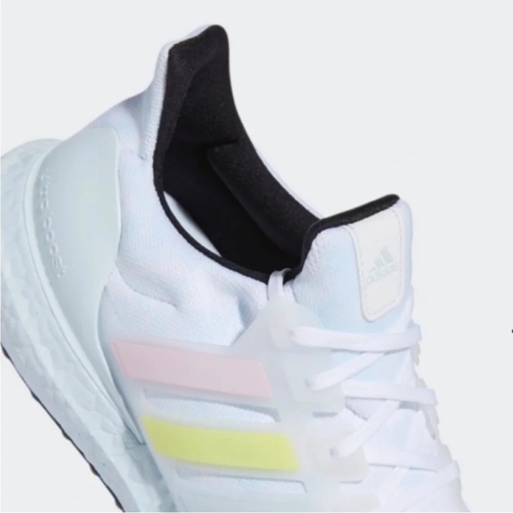 adidas UltraBOOST Sky Tint Blue